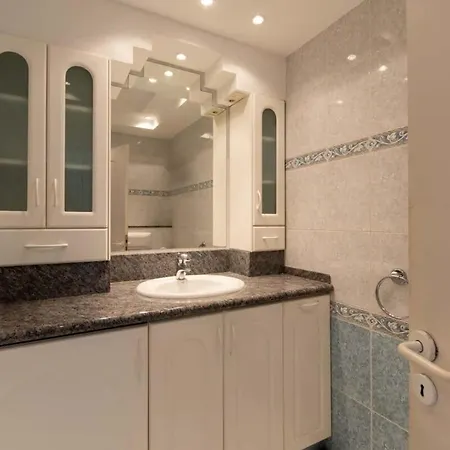 Club Atlantis 120 - With Sea And Pool View *