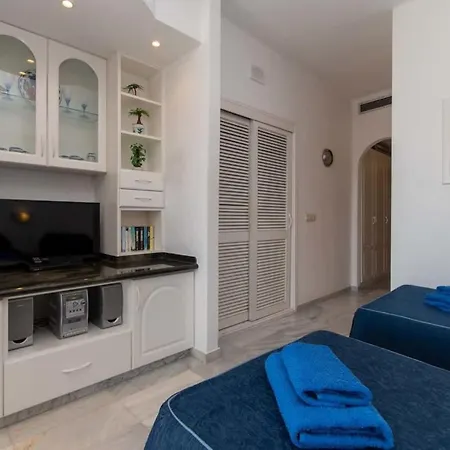 Club Atlantis 120 - With Sea And Pool View アデヘ